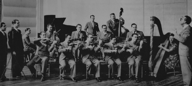 Osvaldo Fresedo and his orchestra.